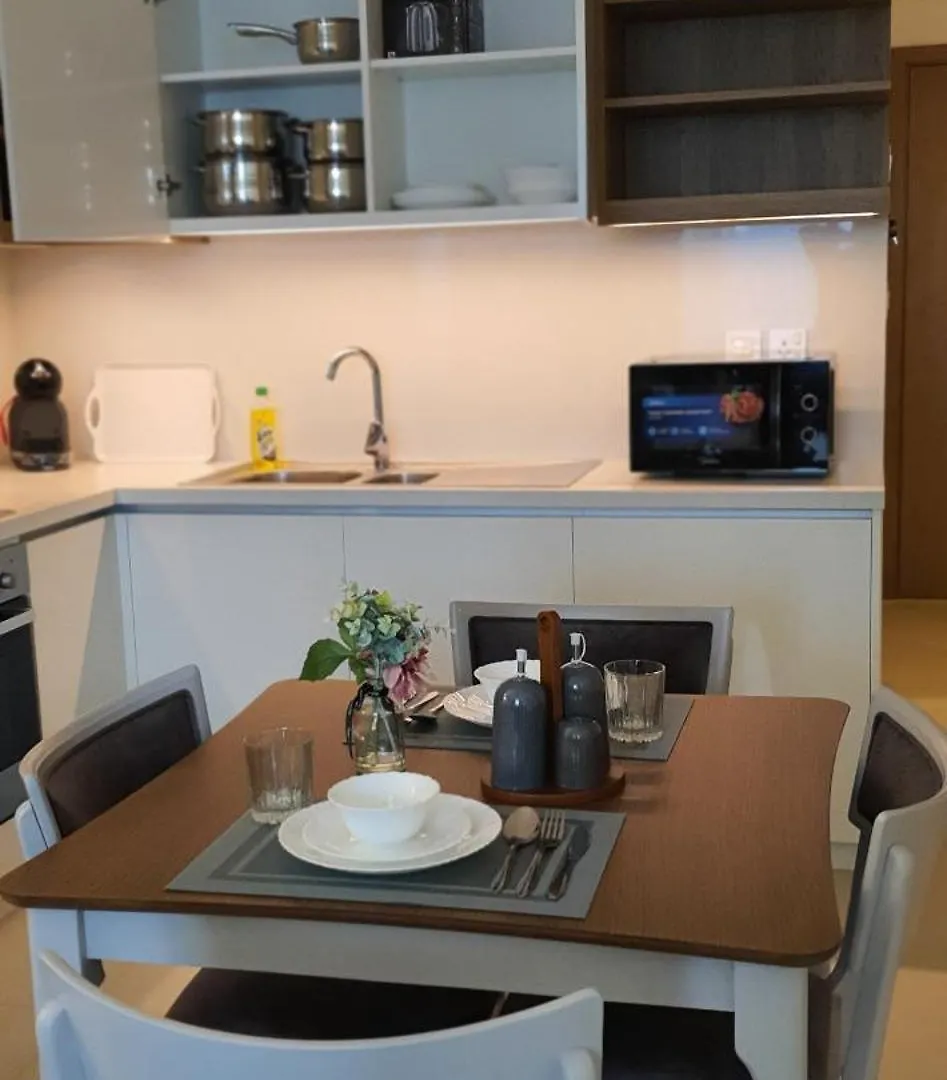 Svizona Premium 2Bhk, Burj Khalifa View, Downtown Dubai Apartment